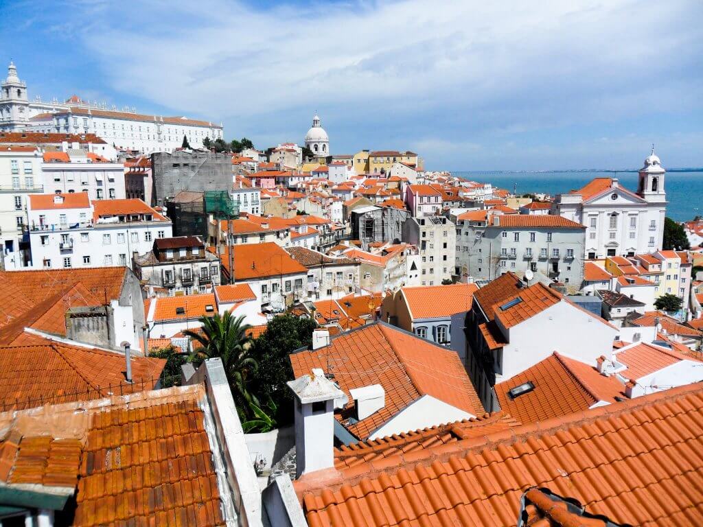 quartier-alfama-lisbonne